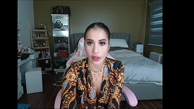 Snapshot of aya_saki chatting on 02/04/25, 07:29 aya saki online show from 02/04/25, 07:29