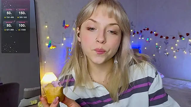 lavenderluxe online show from 03/11/25, 01:23