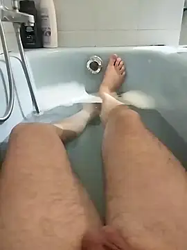 Snapshot of hexsmith96 chatting on 01/10/25, 10:46 hexsmith96 online show from 01/10/25, 10:46