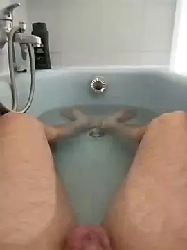 Snapshot of hexsmith96 chatting on 01/15/25, 06:19 hexsmith96 online show from 01/15/25, 06:19