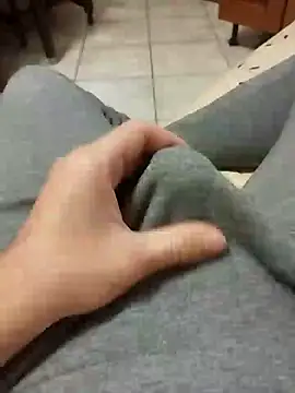 Snapshot of hexsmith96 chatting on 01/30/25, 03:00 hexsmith96 online show from 01/30/25, 03:00