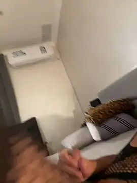 Snapshot of sameQ8 chatting on 11/06/25, 08:59 sameQ8 online show from 11/06/25, 08:59