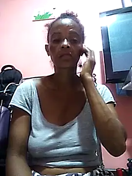 Snapshot of sweets_80 chatting on 02/09/25, 05:11 sweets 80 online show from 02/09/25, 05:11