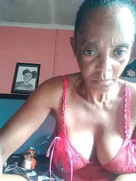 Snapshot of sweets_80 chatting on 02/14/25, 10:59 sweets 80 online show from 02/14/25, 10:59