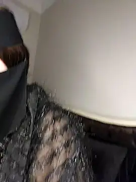 -Arab milf- online show from 12/26/24, 08:18