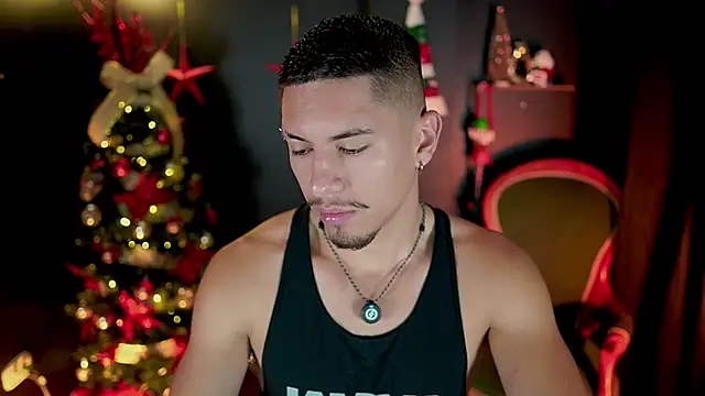 Aaronfox x online show from 12/15/25, 11:25