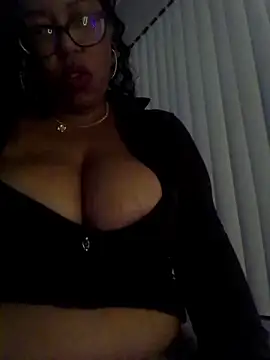 KittyKayla online show from 10/19/25, 08:04