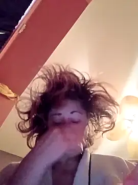 Snapshot of PompasPurpleriver chatting on 04/24/26, 06:32 PompasPurpleriver online show from 04/24/26, 06:32