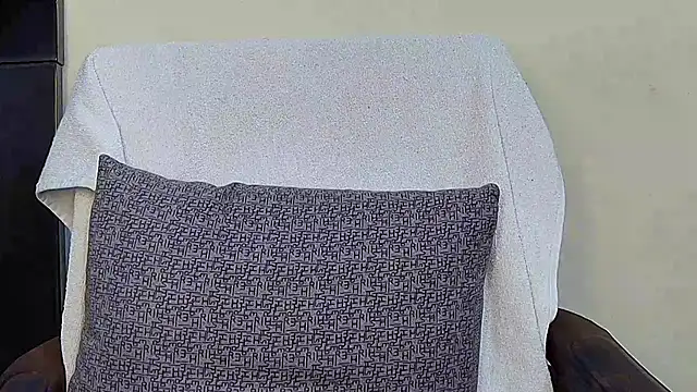 MIss-Naina online show from 10/28/25, 08:18