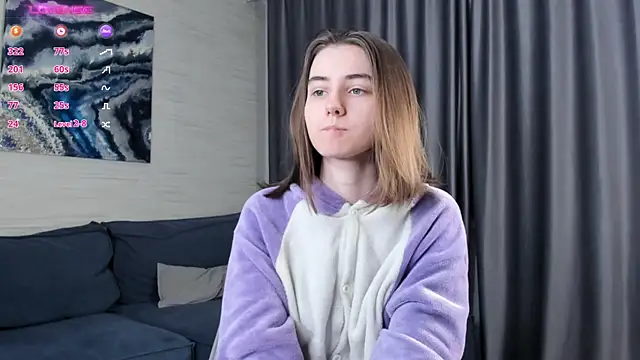 Snapshot of MeghanElson chatting on 12/13/24, 11:02 MeghanElson online show from 12/13/24, 11:02