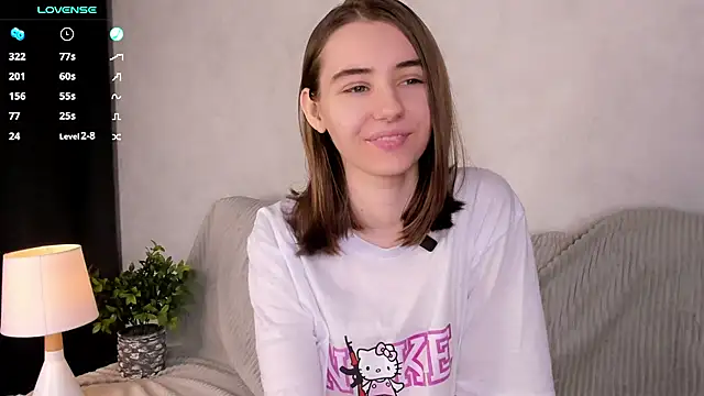 Snapshot of MeghanElson chatting on 12/23/24, 11:25 MeghanElson online show from 12/23/24, 11:25