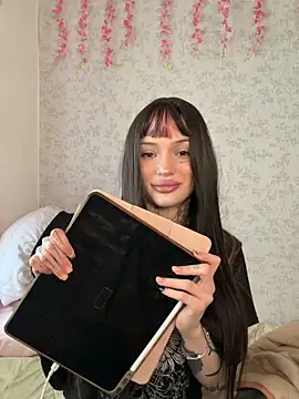 madelinexx online show from 03/03/26, 10:10