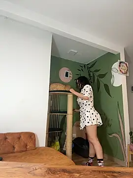 Elizabeth Dupont online show from 09/30/25, 07:08