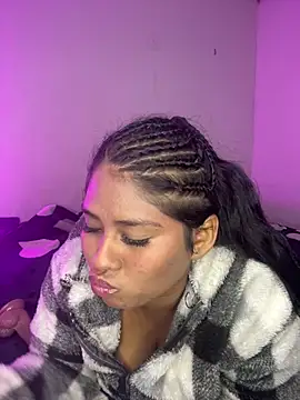 Snapshot of hurren_pasha chatting on 03/27/26, 01:22 hurren pasha online show from 03/27/26, 01:22