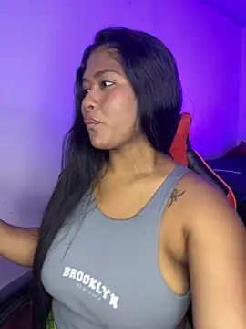 Snapshot of hurren_pasha chatting on 04/13/26, 12:43 hurren pasha online show from 04/13/26, 12:43