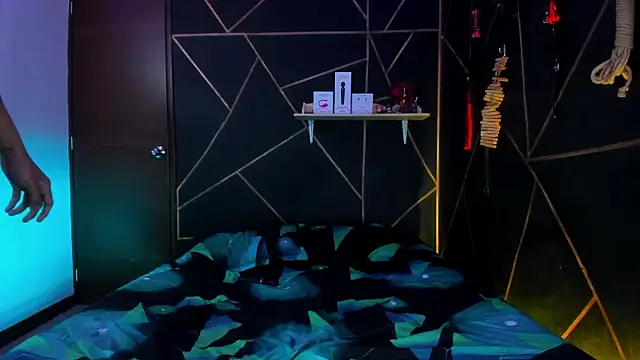 Snapshot of MillersKink chatting on 03/08/25, 08:46 MillersKink online show from 03/08/25, 08:46