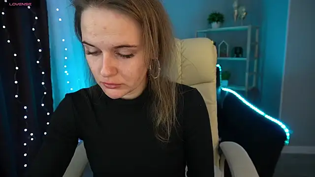 MaribelRiverr  online show from 12/31/24, 06:16