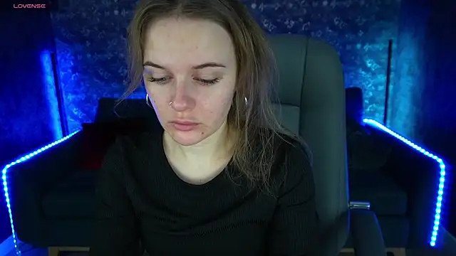 MaribelRiverr  online show from 01/18/25, 06:45