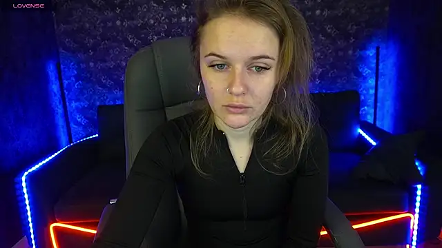 MaribelRiverr  online show from 01/25/25, 06:23