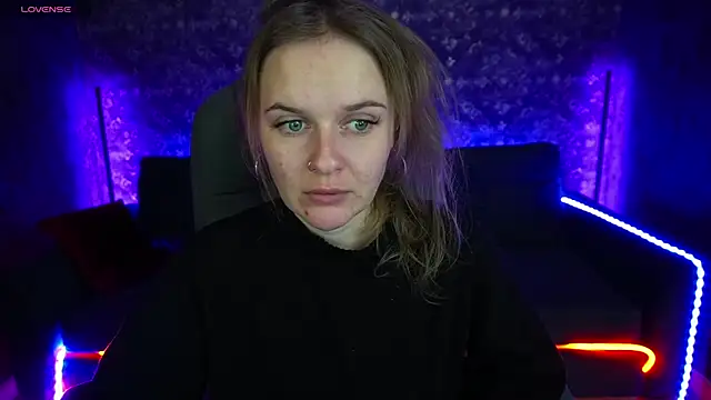 MaribelRiverr  online show from 02/03/25, 06:13