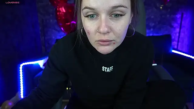 MaribelRiverr  online show from 02/17/25, 06:20