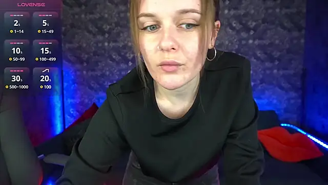 MaribelRiverr  online show from 02/28/25, 09:47