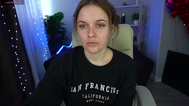 MaribelRiverr  online show from 03/11/25, 06:53