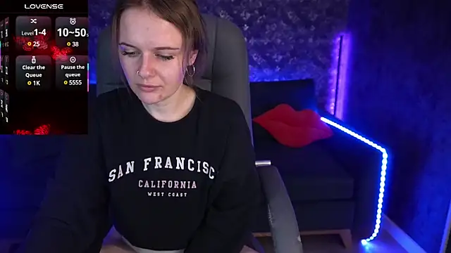 MaribelRiverr  online show from 03/13/25, 10:26