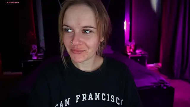 MaribelRiverr  online show from 09/12/25, 05:40