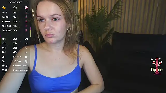 MaribelRiverr  online show from 10/13/25, 05:18