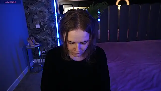 MaribelRiverr  online show from 11/07/25, 06:57