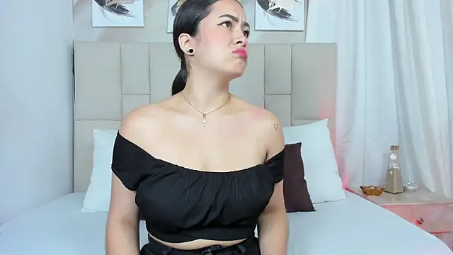 Jaslyn  Smith online show from 03/14/25, 02:08