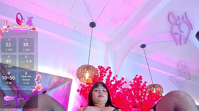 KimVelezz online show from 09/10/25, 07:03