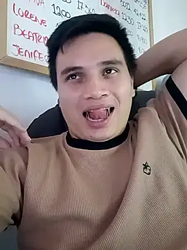 Snapshot of ahntony__69 chatting on 11/05/25, 04:56 ahntony 69 online show from 11/05/25, 04:56