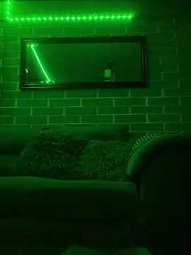 Snapshot of manelinda7 chatting on 02/25/25, 06:14 manelinda7 online show from 02/25/25, 06:14