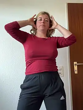 Lombada online show from 04/09/26, 07:25