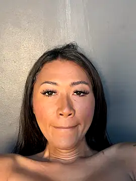 thai-dreamgirl online show from 11/29/25, 12:13