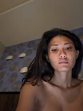 thai-dreamgirl online show from 03/12/26, 11:00