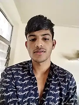 kingkartik7 online show from 02/12/25, 10:46