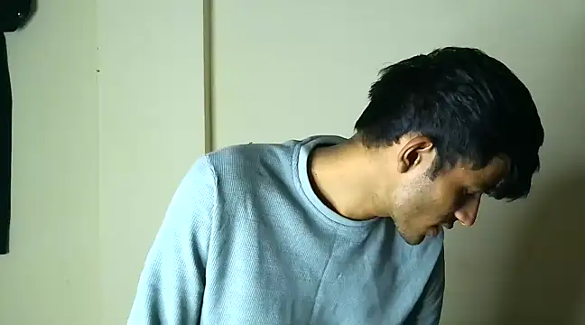 kingkartik7 online show from 03/08/25, 09:18