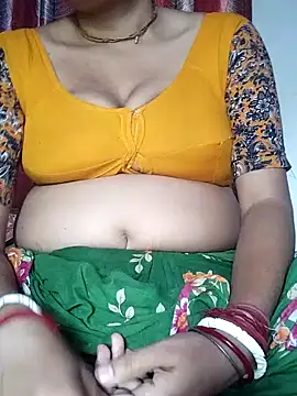 Snapshot of miss-Riy chatting on 02/10/25, 09:04 miss-Riy online show from 02/10/25, 09:04