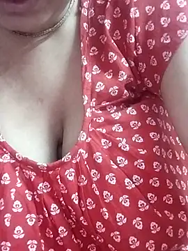 Snapshot of miss-Riy chatting on 02/15/25, 05:07 miss-Riy online show from 02/15/25, 05:07