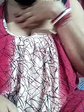 Snapshot of miss-Riy chatting on 02/25/25, 04:21 miss-Riy online show from 02/25/25, 04:21