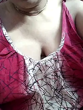 Snapshot of miss-Riy chatting on 03/02/25, 04:42 miss-Riy online show from 03/02/25, 04:42