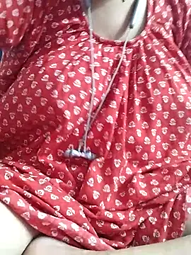 Snapshot of miss-Riy chatting on 03/04/25, 04:52 miss-Riy online show from 03/04/25, 04:52