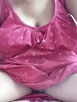 Snapshot of miss-Riy chatting on 03/21/25, 04:51 miss-Riy online show from 03/21/25, 04:51