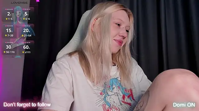 Snapshot of takeyourmolly chatting on 02/13/25, 04:39 takeyourmolly online show from 02/13/25, 04:39