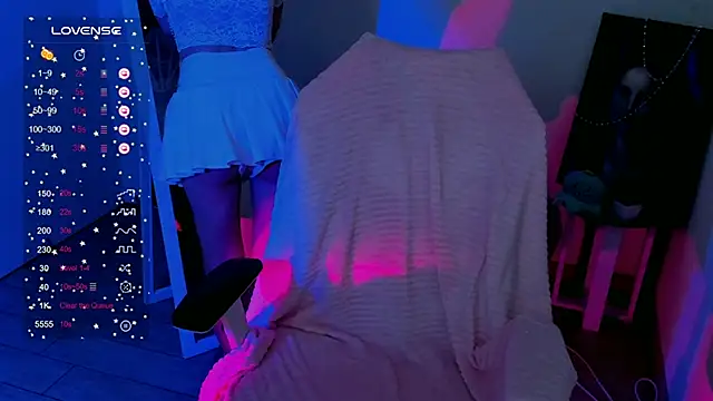 Fire Bestie online show from 12/08/24, 04:50