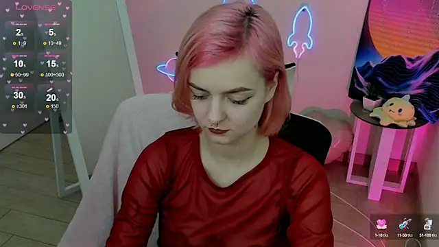 Fire Bestie online show from 02/18/25, 07:52