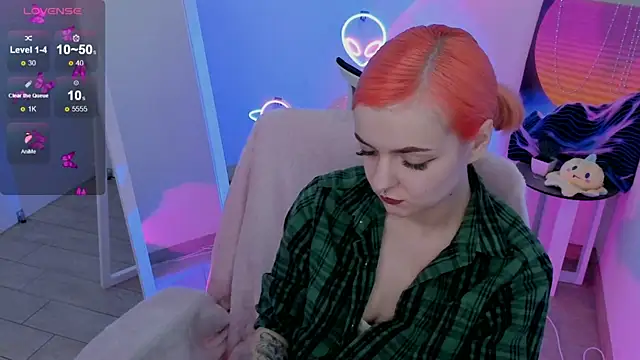 Fire Bestie online show from 03/07/25, 01:51